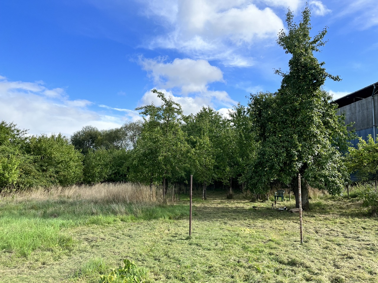 Prodej pozemku 1575 m², Vlkošov - Bezvěrov 899.000,- Kč