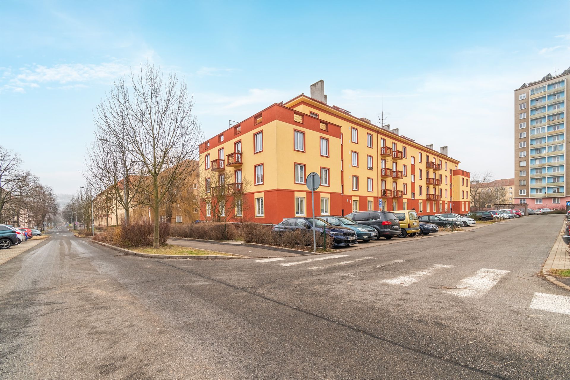 K prodeji nabízíme prosvětlený byt 1+1 se dvěma sklepy  2.799.000,- Kč