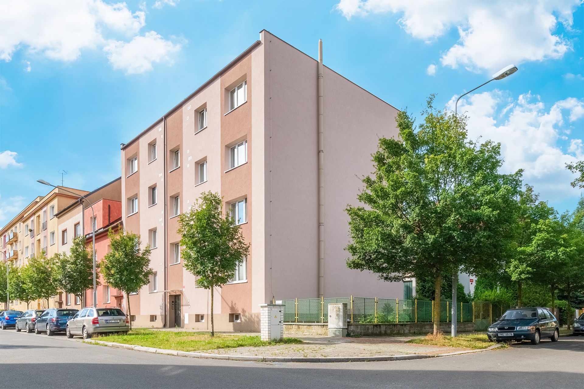 Pronájem vybaveného bytu 3+1 v městské části Slovany, 80 m2 se sklepem v ulici Rychtaříkova 18.000,- K